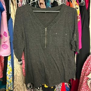 Women’s long sleeve top